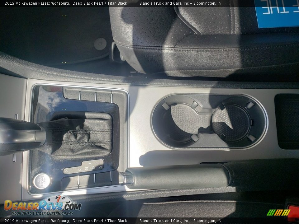 2019 Volkswagen Passat Wolfsburg Deep Black Pearl / Titan Black Photo #25