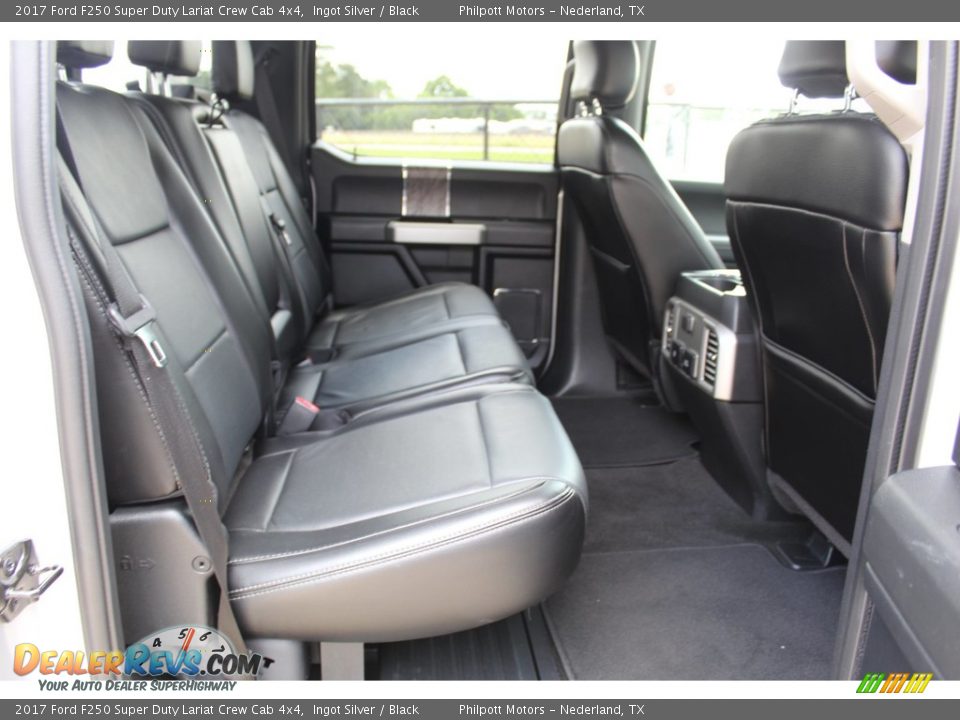 2017 Ford F250 Super Duty Lariat Crew Cab 4x4 Ingot Silver / Black Photo #26