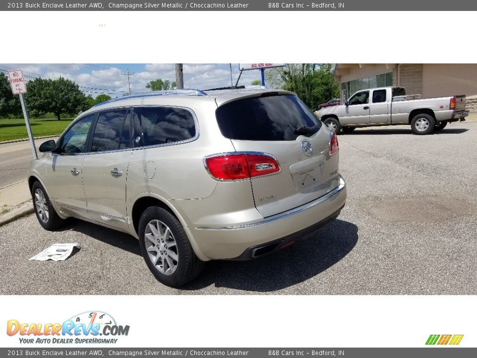 2013 Buick Enclave Leather AWD Champagne Silver Metallic / Choccachino Leather Photo #4