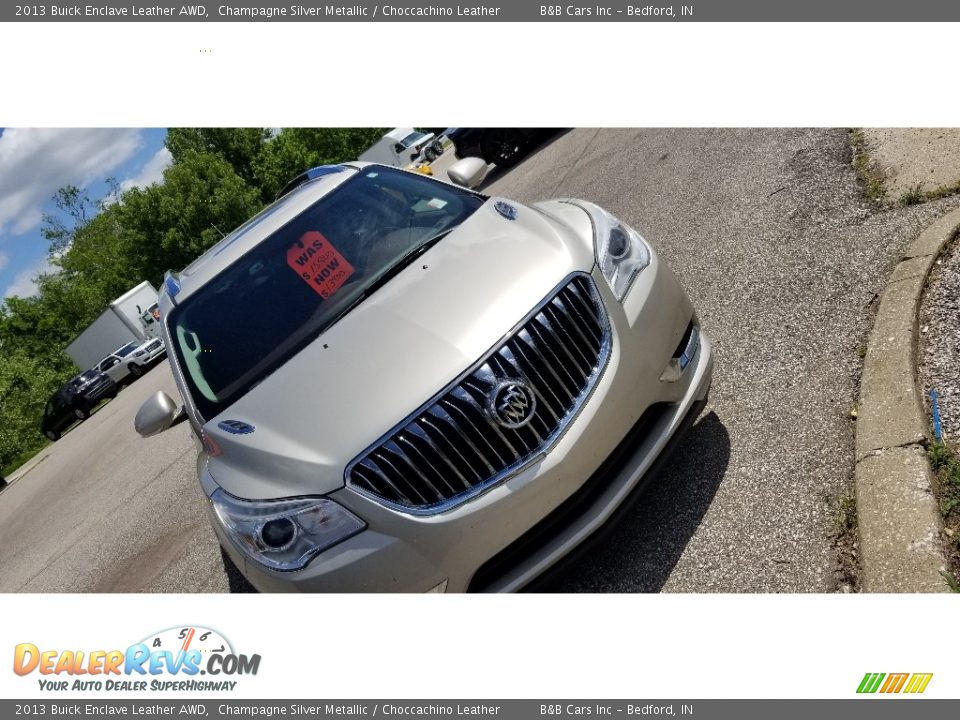2013 Buick Enclave Leather AWD Champagne Silver Metallic / Choccachino Leather Photo #9