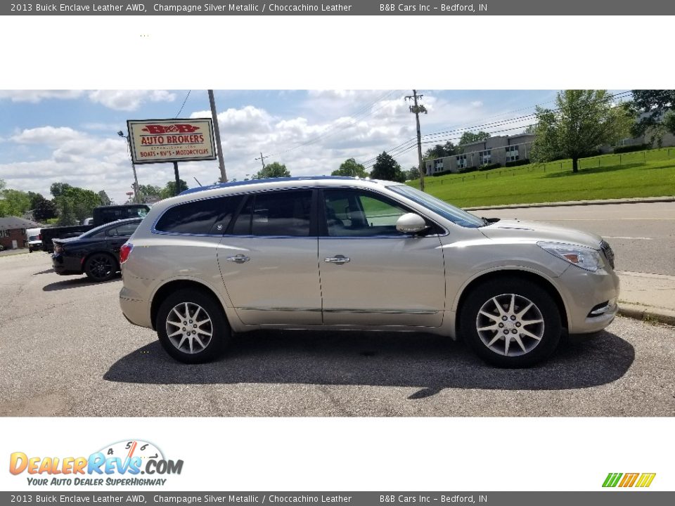 2013 Buick Enclave Leather AWD Champagne Silver Metallic / Choccachino Leather Photo #30