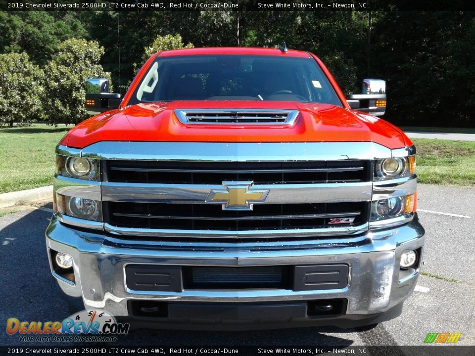 2019 Chevrolet Silverado 2500HD LTZ Crew Cab 4WD Red Hot / Cocoa/­Dune Photo #3