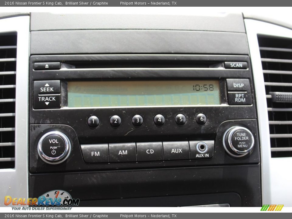 Controls of 2016 Nissan Frontier S King Cab Photo #17