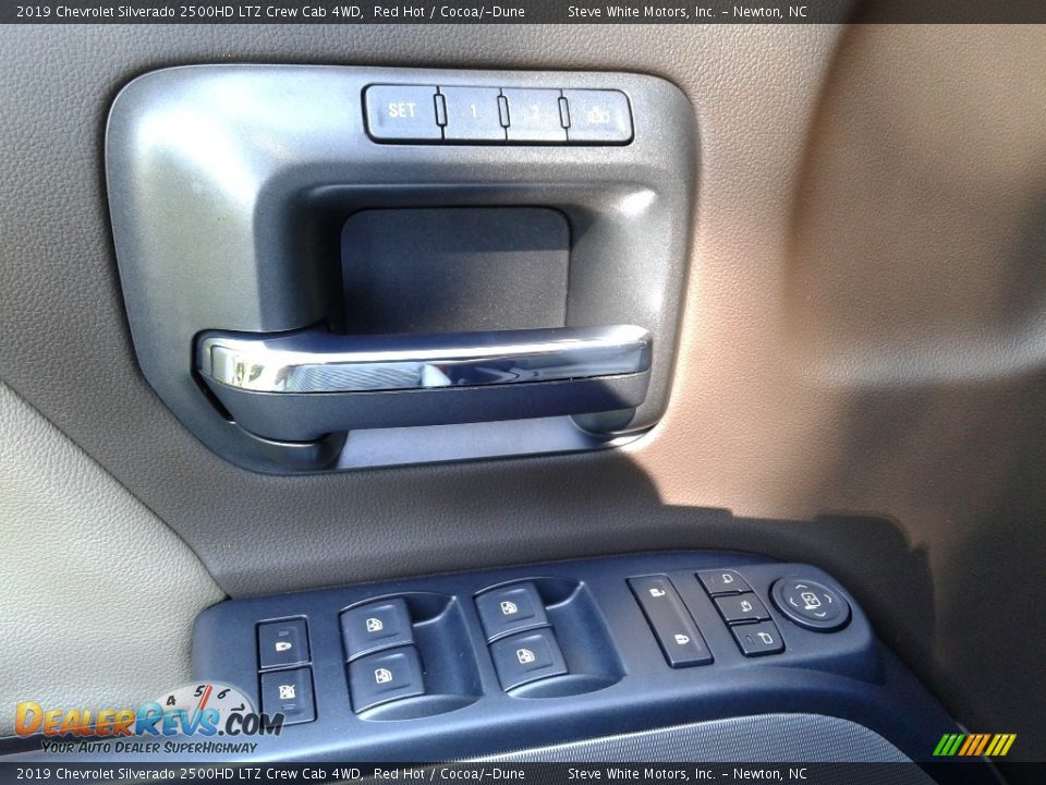 2019 Chevrolet Silverado 2500HD LTZ Crew Cab 4WD Red Hot / Cocoa/­Dune Photo #12