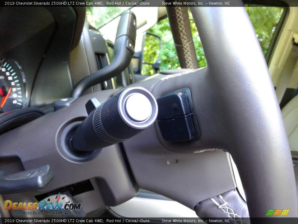 2019 Chevrolet Silverado 2500HD LTZ Crew Cab 4WD Red Hot / Cocoa/­Dune Photo #13