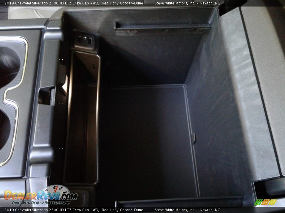 2019 Chevrolet Silverado 2500HD LTZ Crew Cab 4WD Red Hot / Cocoa/­Dune Photo #34