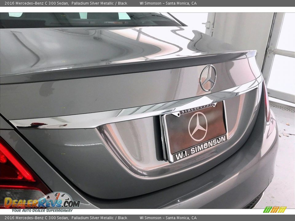 2016 Mercedes-Benz C 300 Sedan Palladium Silver Metallic / Black Photo #27