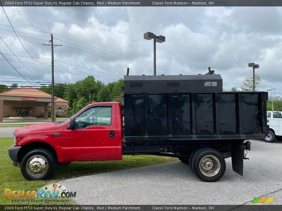 2004 Ford F550 Super Duty XL Regular Cab Chassis Red / Medium Parchment Photo #2
