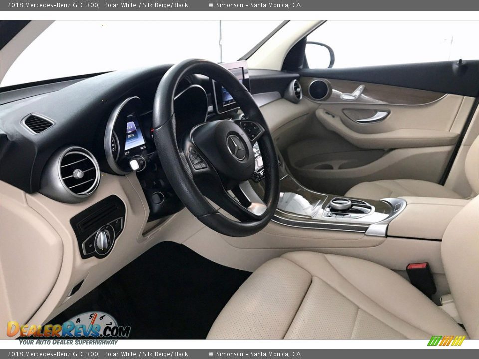 2018 Mercedes-Benz GLC 300 Polar White / Silk Beige/Black Photo #22