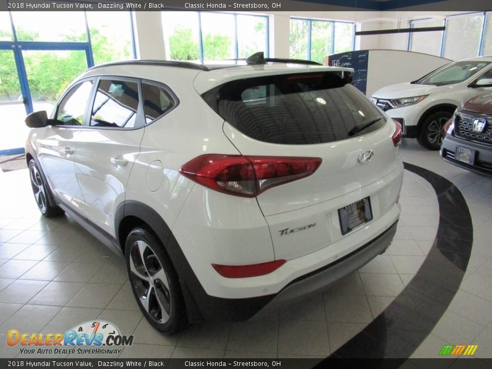 2018 Hyundai Tucson Value Dazzling White / Black Photo #3