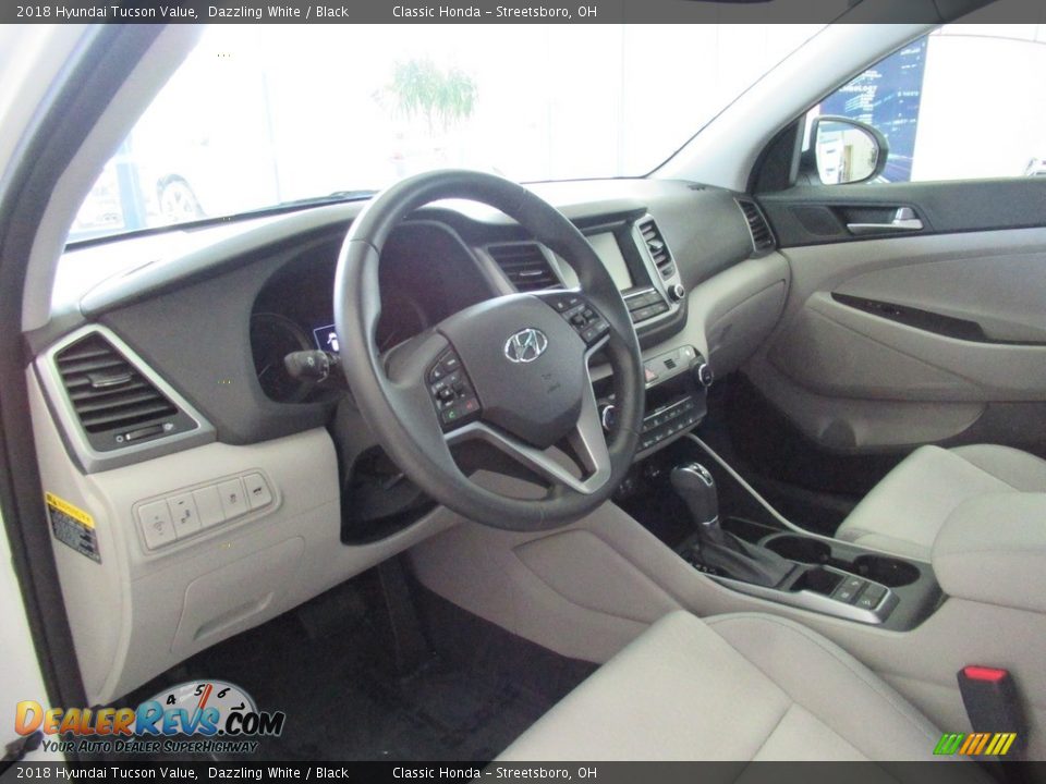 Black Interior - 2018 Hyundai Tucson Value Photo #15