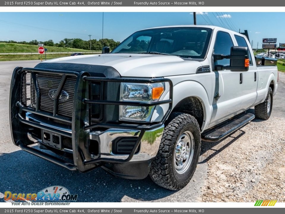 2015 Ford F250 Super Duty XL Crew Cab 4x4 Oxford White / Steel Photo #8