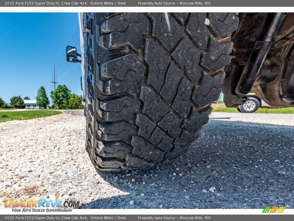 2015 Ford F250 Super Duty XL Crew Cab 4x4 Oxford White / Steel Photo #15