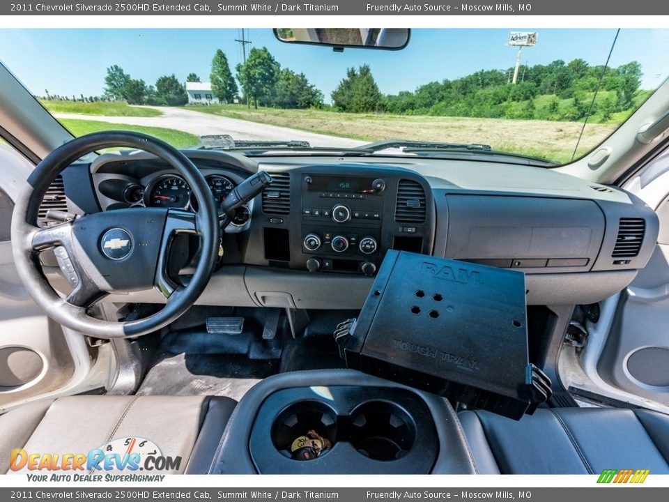 Dashboard of 2011 Chevrolet Silverado 2500HD Extended Cab Photo #35