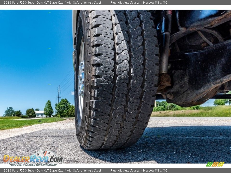 2013 Ford F250 Super Duty XLT SuperCab 4x4 Oxford White / Steel Photo #16