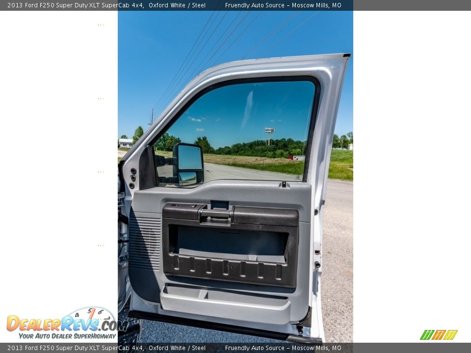 2013 Ford F250 Super Duty XLT SuperCab 4x4 Oxford White / Steel Photo #31