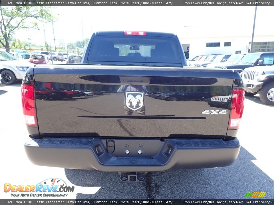 2020 Ram 1500 Classic Tradesman Crew Cab 4x4 Diamond Black Crystal Pearl / Black/Diesel Gray Photo #5
