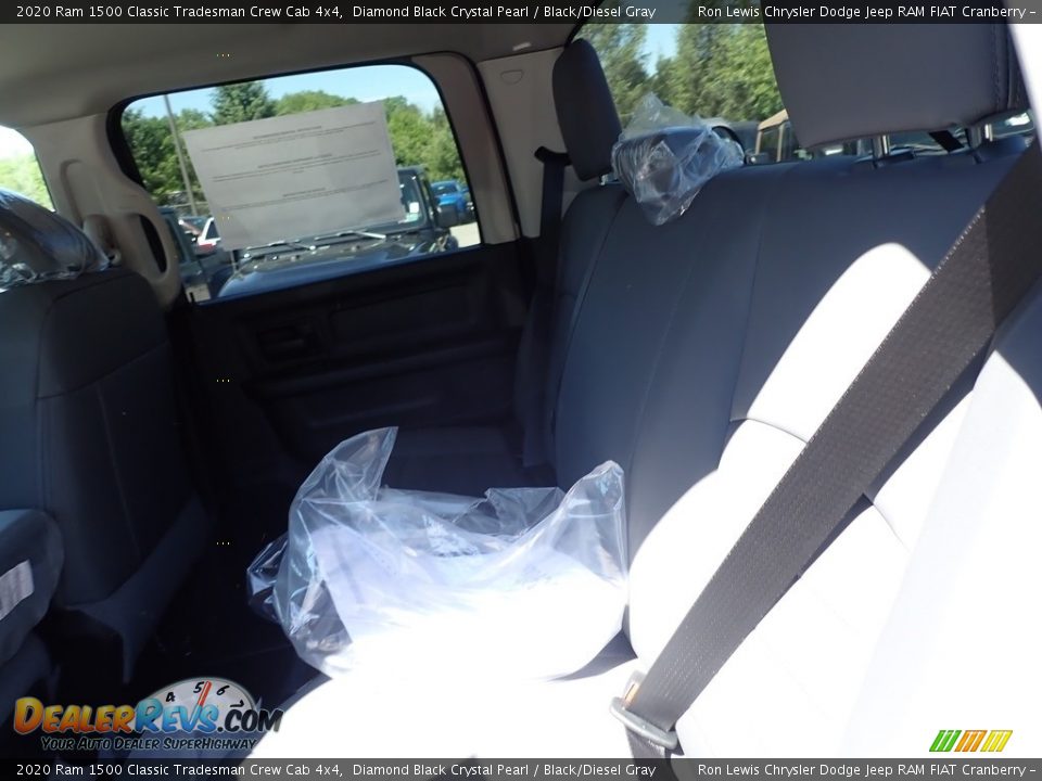 2020 Ram 1500 Classic Tradesman Crew Cab 4x4 Diamond Black Crystal Pearl / Black/Diesel Gray Photo #13
