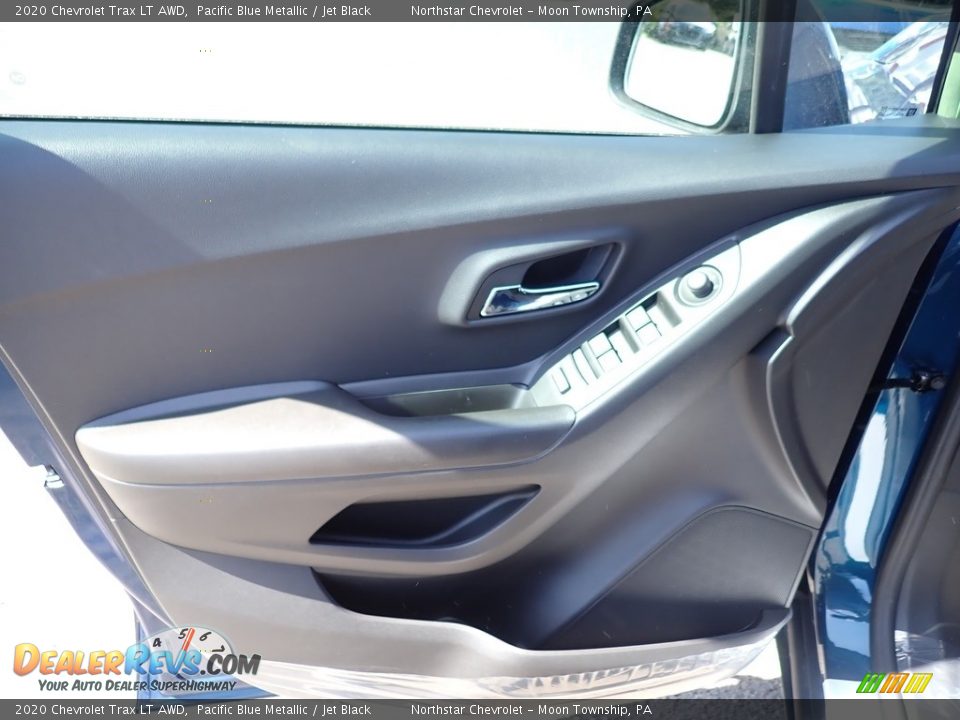 2020 Chevrolet Trax LT AWD Pacific Blue Metallic / Jet Black Photo #14