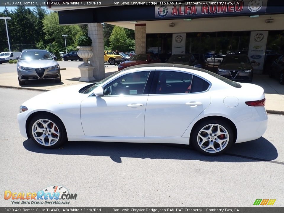 2020 Alfa Romeo Giulia TI AWD Alfa White / Black/Red Photo #4