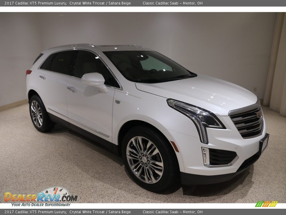 2017 Cadillac XT5 Premium Luxury Crystal White Tricoat / Sahara Beige Photo #1