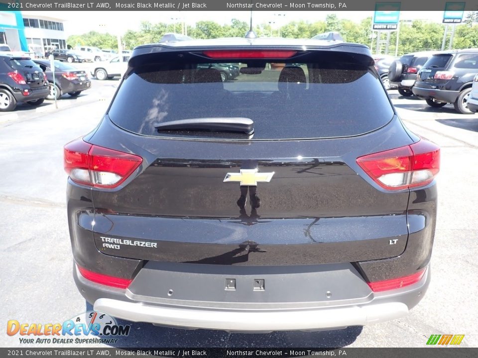 2021 Chevrolet TrailBlazer LT AWD Mosaic Black Metallic / Jet Black Photo #5