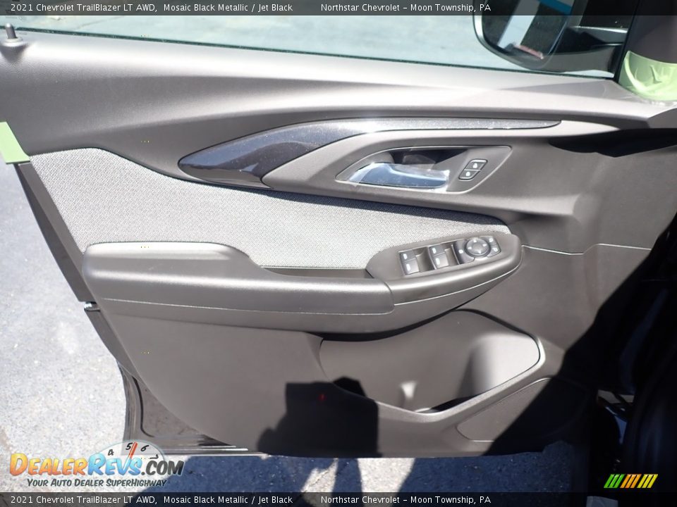 2021 Chevrolet TrailBlazer LT AWD Mosaic Black Metallic / Jet Black Photo #13
