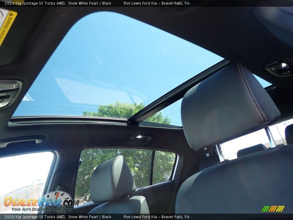 Sunroof of 2020 Kia Sportage SX Turbo AWD Photo #12