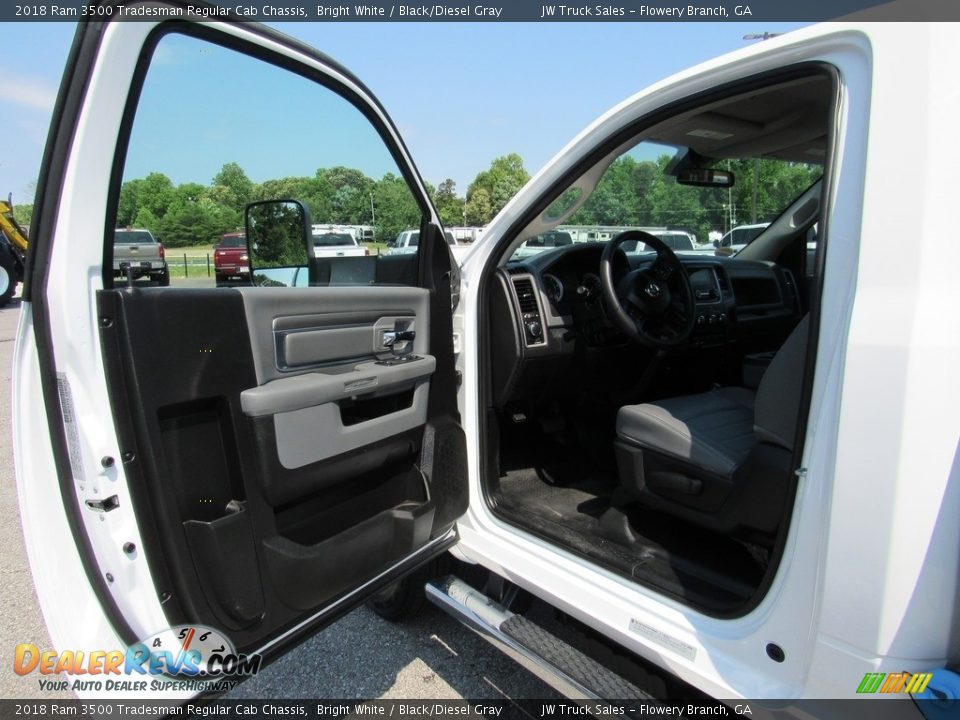 2018 Ram 3500 Tradesman Regular Cab Chassis Bright White / Black/Diesel Gray Photo #14