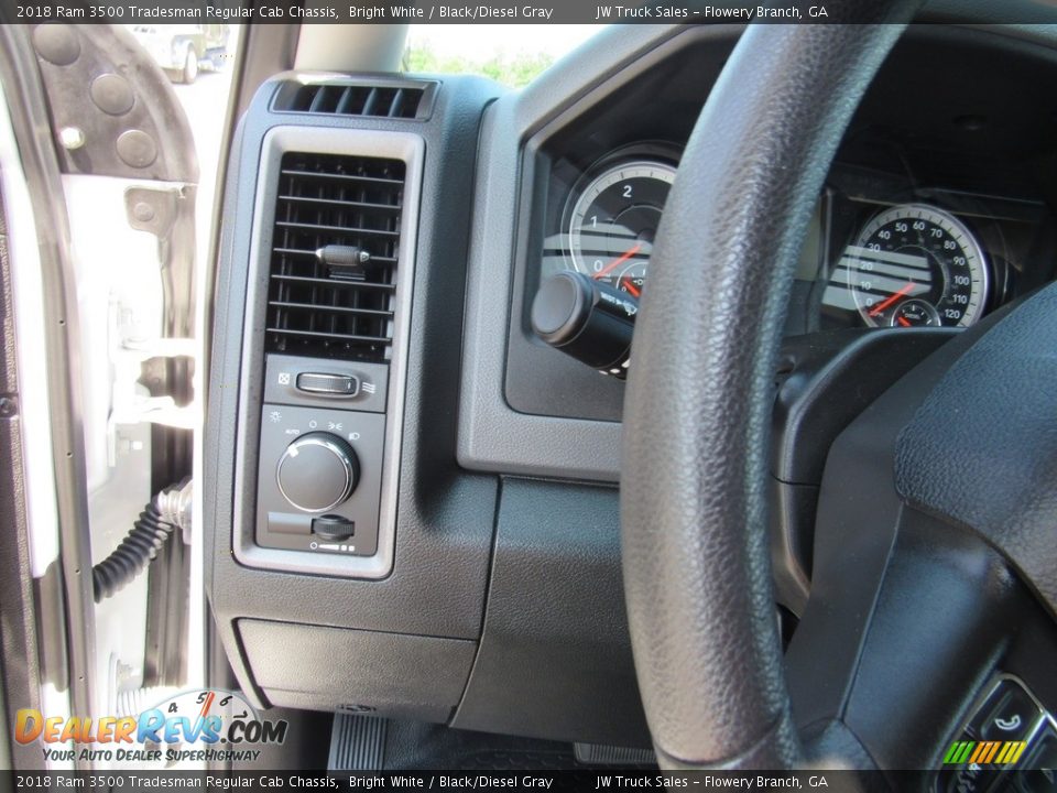 2018 Ram 3500 Tradesman Regular Cab Chassis Bright White / Black/Diesel Gray Photo #25