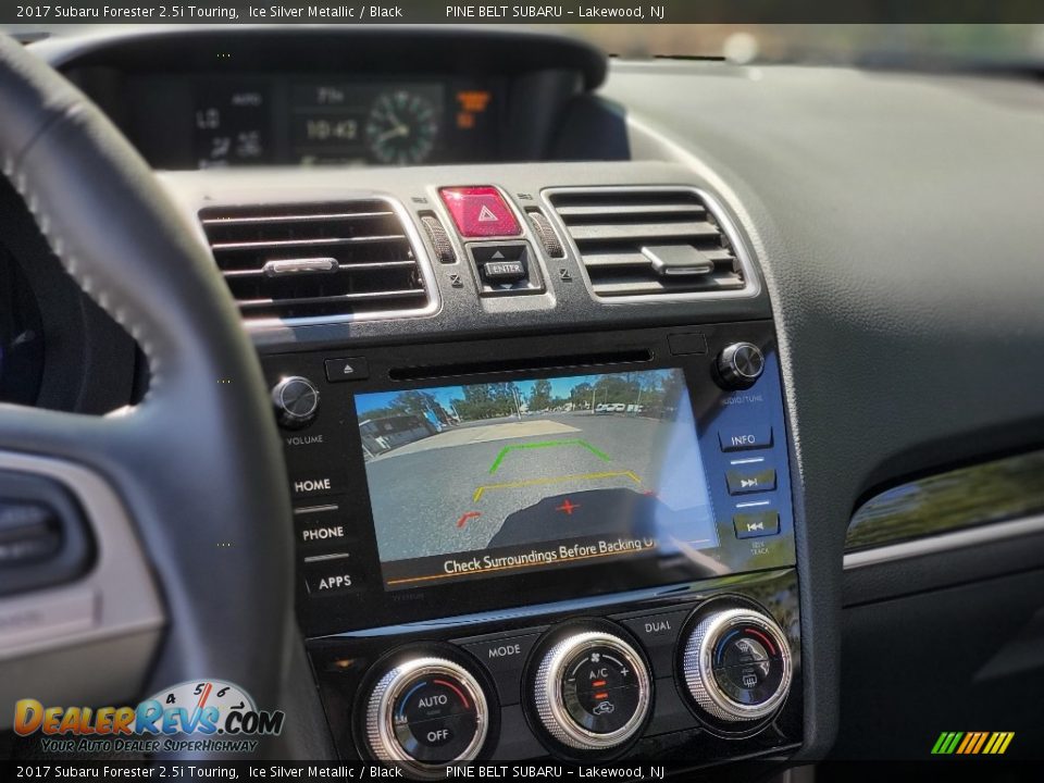 2017 Subaru Forester 2.5i Touring Ice Silver Metallic / Black Photo #6