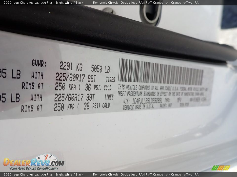 2020 Jeep Cherokee Latitude Plus Bright White / Black Photo #17