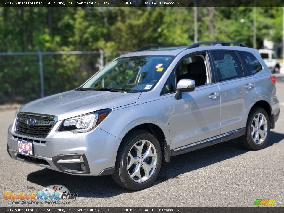 2017 Subaru Forester 2.5i Touring Ice Silver Metallic / Black Photo #13