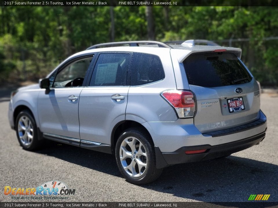 2017 Subaru Forester 2.5i Touring Ice Silver Metallic / Black Photo #16