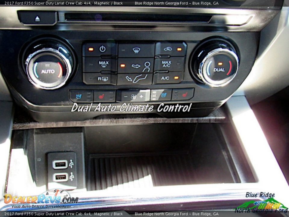 2017 Ford F350 Super Duty Lariat Crew Cab 4x4 Magnetic / Black Photo #22