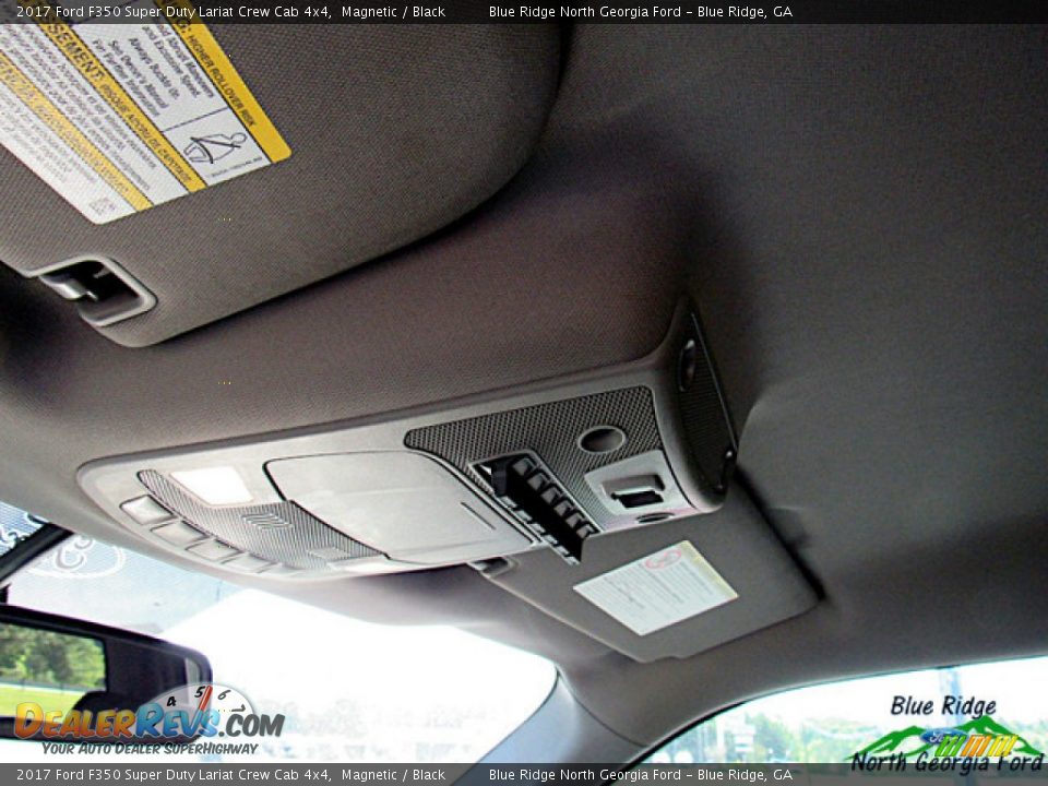 2017 Ford F350 Super Duty Lariat Crew Cab 4x4 Magnetic / Black Photo #25