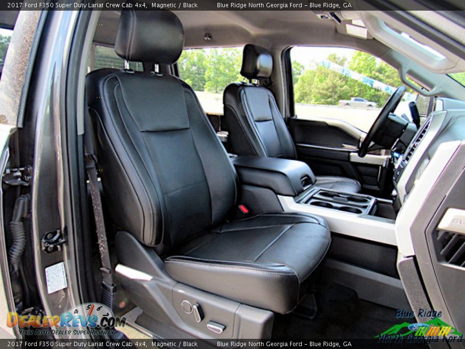 2017 Ford F350 Super Duty Lariat Crew Cab 4x4 Magnetic / Black Photo #29