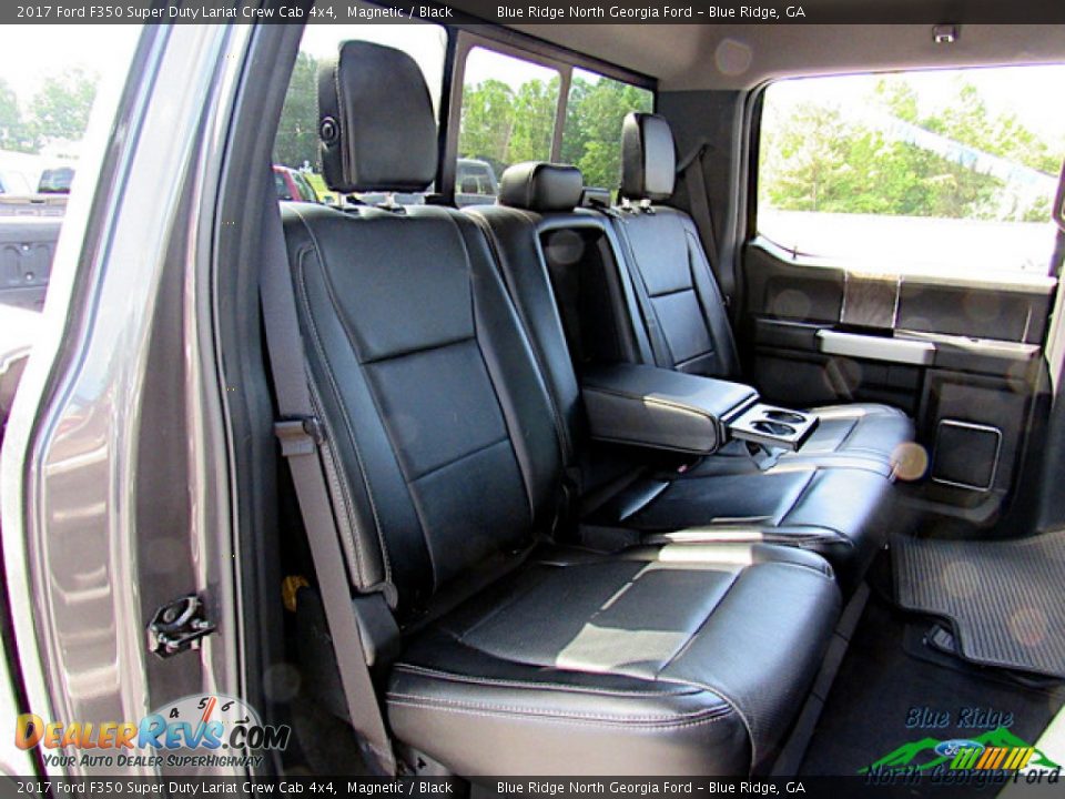 2017 Ford F350 Super Duty Lariat Crew Cab 4x4 Magnetic / Black Photo #30