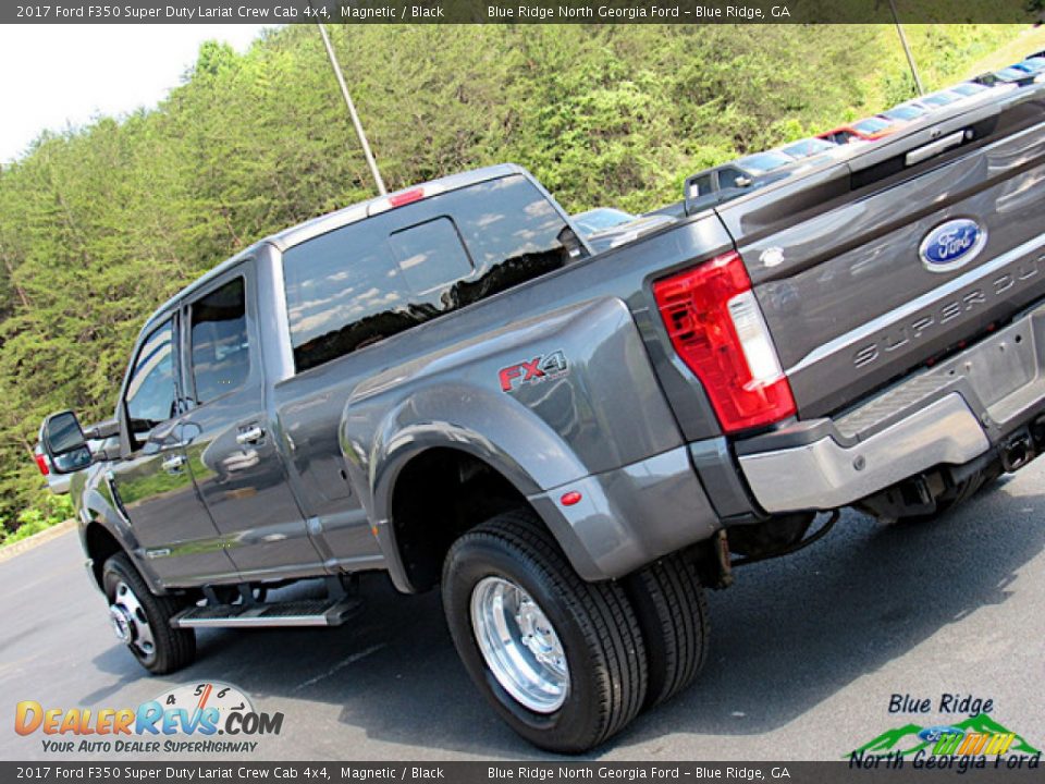 2017 Ford F350 Super Duty Lariat Crew Cab 4x4 Magnetic / Black Photo #34