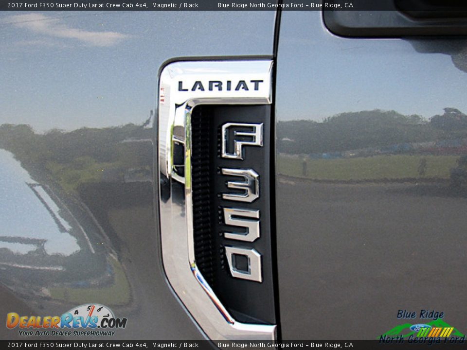 2017 Ford F350 Super Duty Lariat Crew Cab 4x4 Magnetic / Black Photo #35