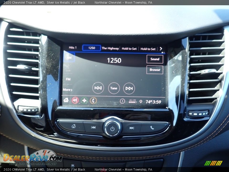 2020 Chevrolet Trax LT AWD Silver Ice Metallic / Jet Black Photo #17