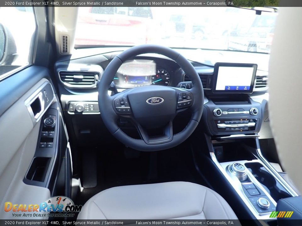 2020 Ford Explorer XLT 4WD Silver Spruce Metallic / Sandstone Photo #9