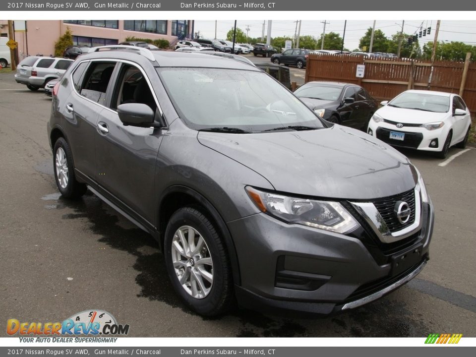 2017 Nissan Rogue SV AWD Gun Metallic / Charcoal Photo #3
