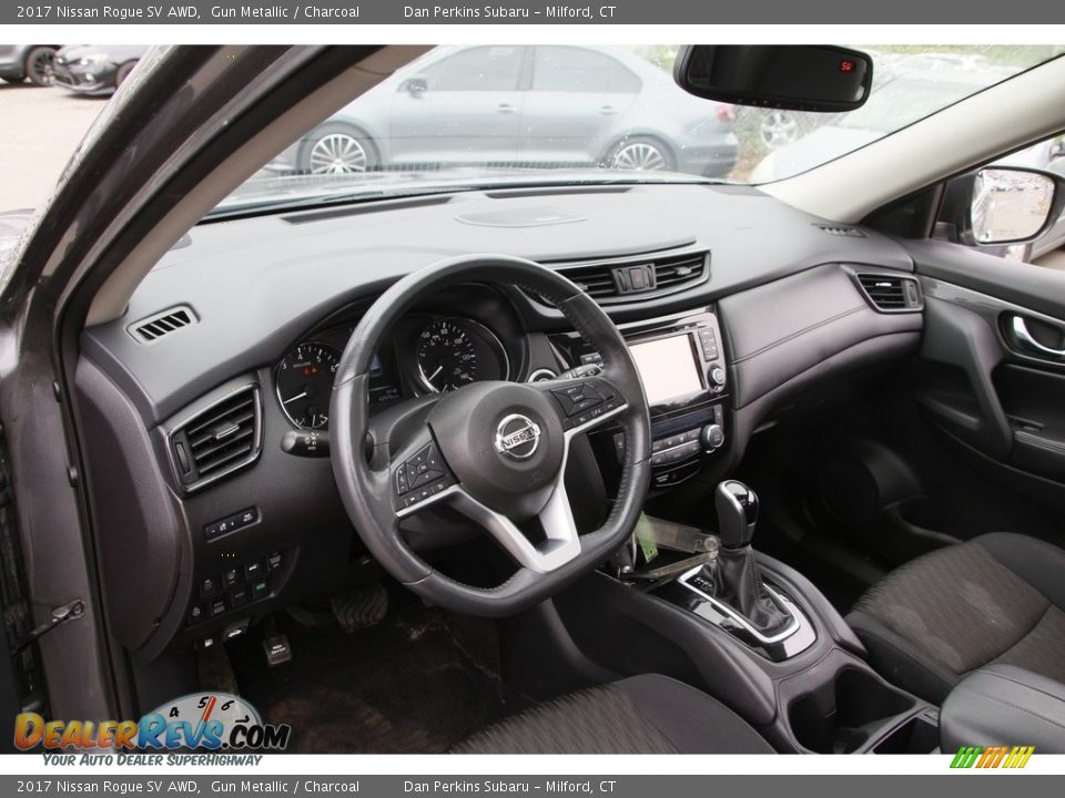 2017 Nissan Rogue SV AWD Gun Metallic / Charcoal Photo #10