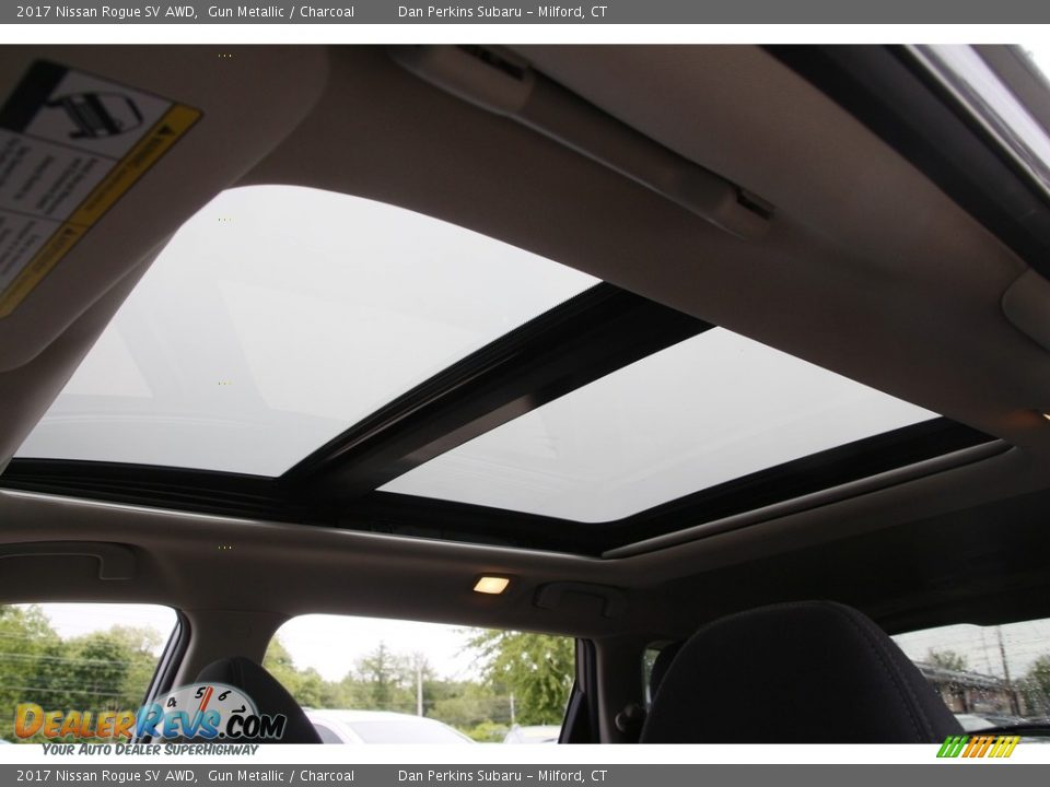 2017 Nissan Rogue SV AWD Gun Metallic / Charcoal Photo #11