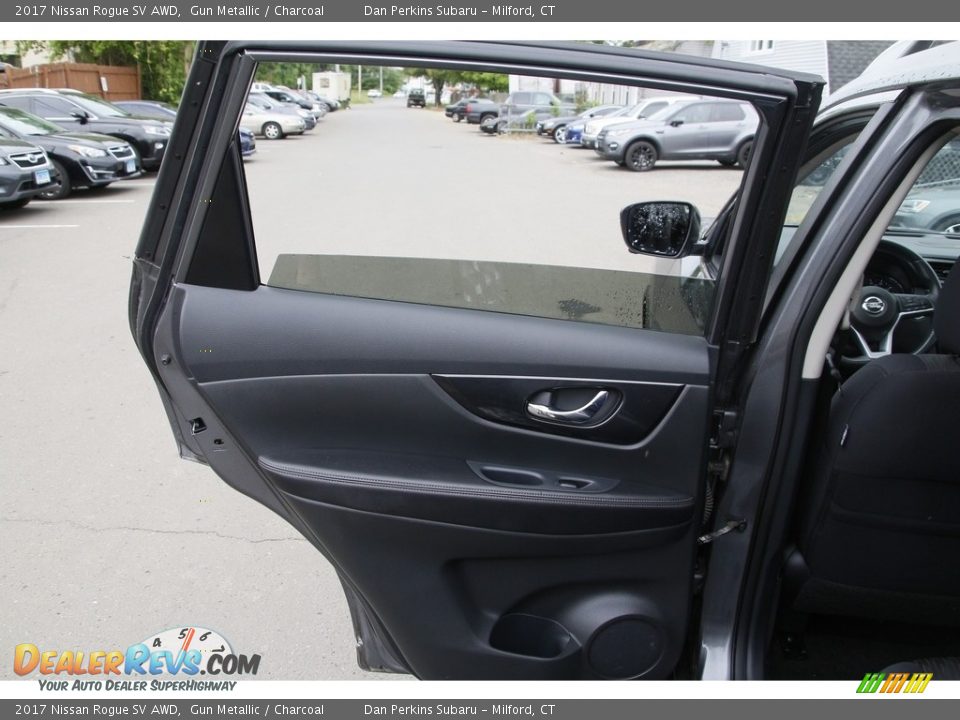2017 Nissan Rogue SV AWD Gun Metallic / Charcoal Photo #12