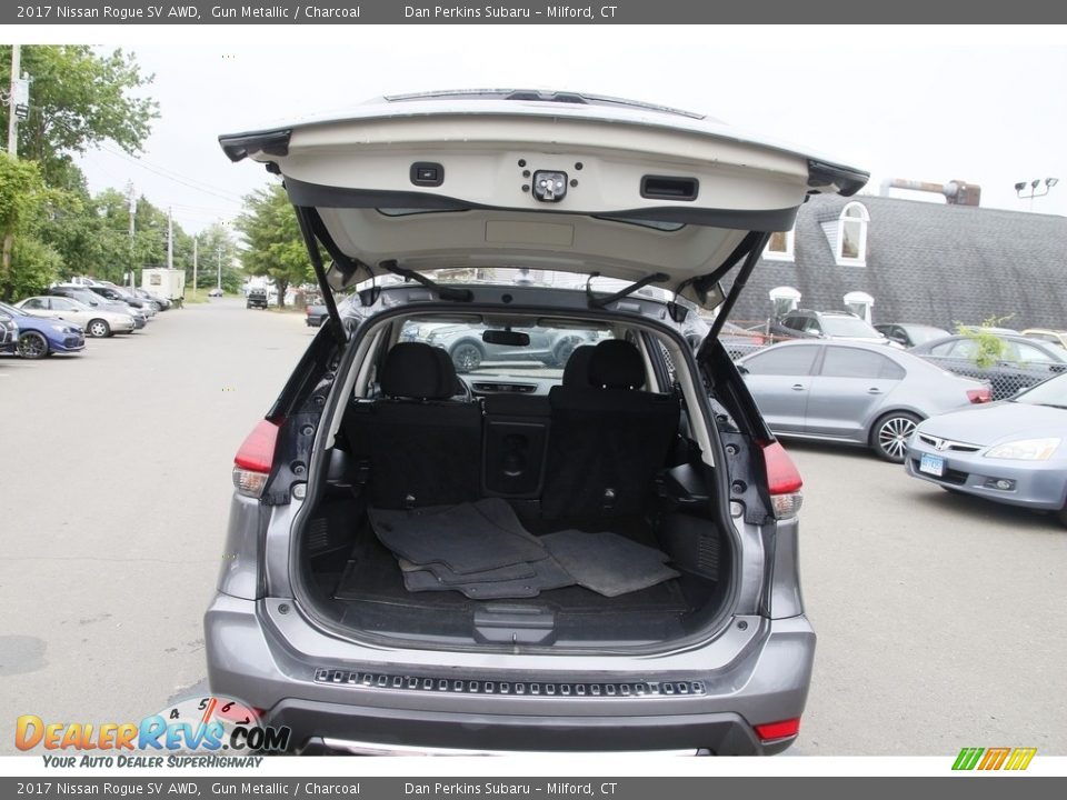2017 Nissan Rogue SV AWD Gun Metallic / Charcoal Photo #14