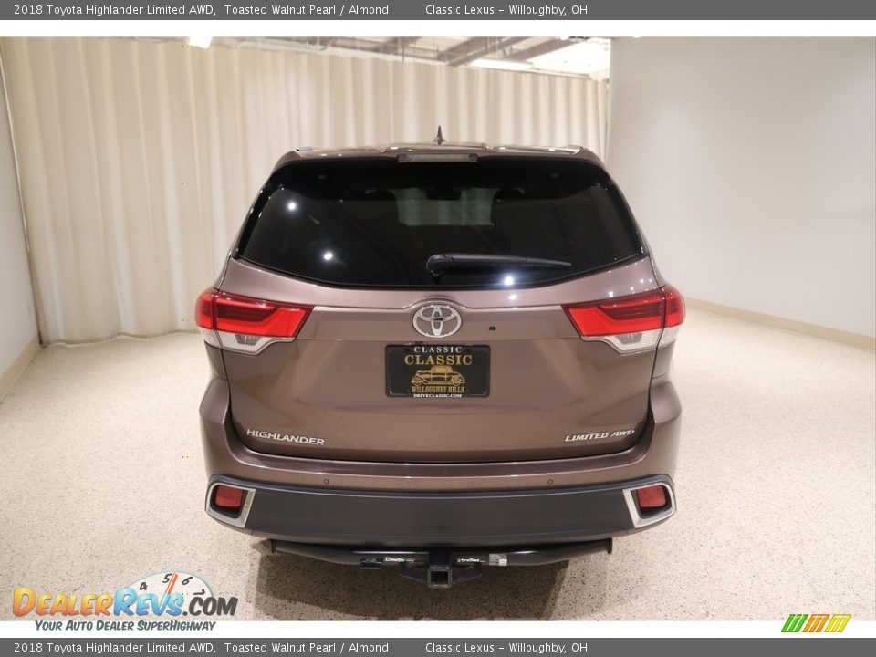 2018 Toyota Highlander Limited AWD Toasted Walnut Pearl / Almond Photo #4