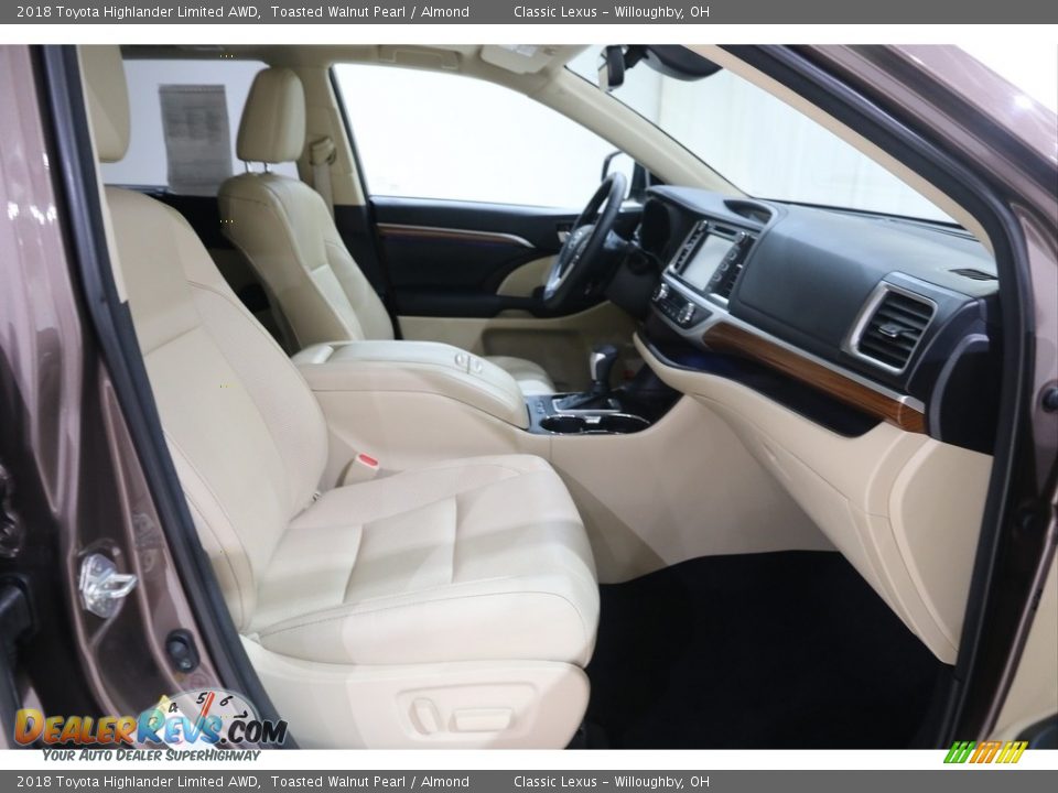 2018 Toyota Highlander Limited AWD Toasted Walnut Pearl / Almond Photo #16