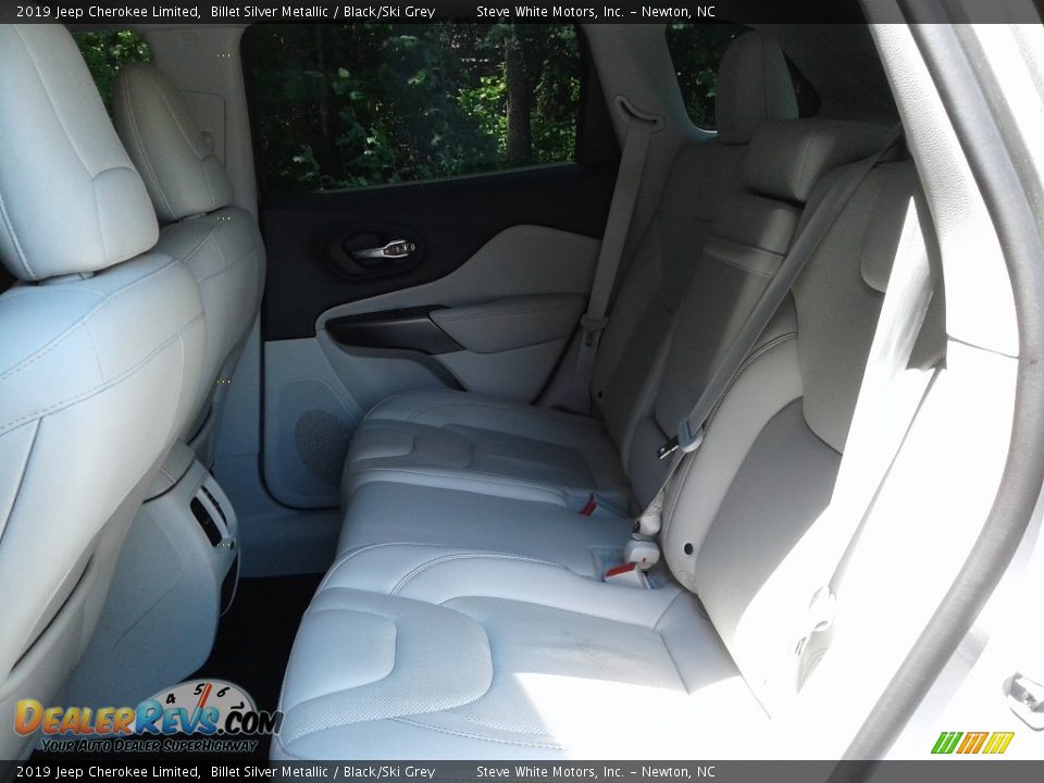 2019 Jeep Cherokee Limited Billet Silver Metallic / Black/Ski Grey Photo #12